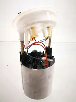 Pompe à carburant BMW OE 6763850