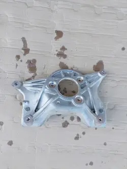 Tesla 3/Y Fram Höger Stötdämparfäste OEM 1044037-00-C
