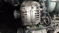 Volvo V40 Generaattori 2004 1.8L 8676498