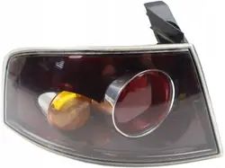 Luz trasera izquierda SEAT IBIZA III 6L6945095E