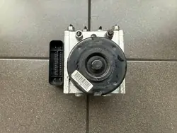 Pompe ABS OEM 06210904753 pour Mazda - Occasion