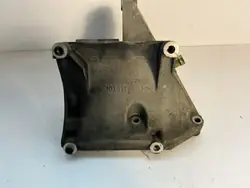 AC-compressorbeugel OEM 1031310935 Mercedes W124