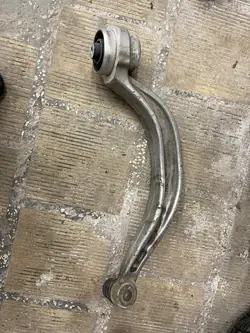 Braccio di controllo anteriore destro Audi Q5 OEM 80A407696D