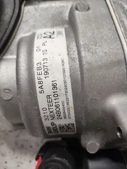 Mini F66 Sylinterikansi OEM 5A8FEB3 - Käytetty