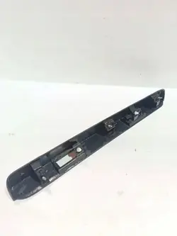 Bordure de hayon arrière OEM 848105971R Renault Trafic