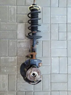 Amortisseur McPherson droit OEM LUOA1857000 Honda Jazz IV
