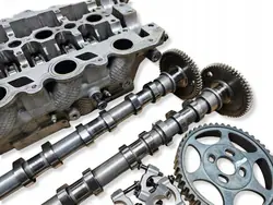 Volvo Sylinterikansi OEM 30777365 D5 2.4L:lle