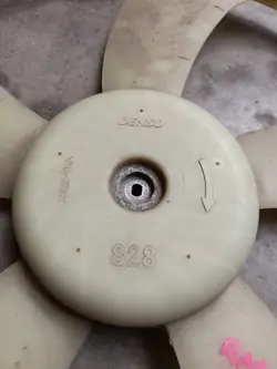 Pale de ventilateur Dodge RAM 5.7 2013-2018