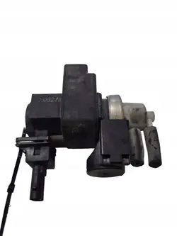 Turbo-säätöventtiili OEM 700272 Hyundai i40:lle