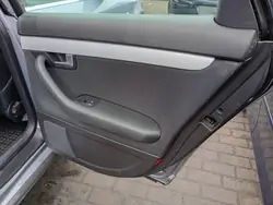 OEM MM-0303-52 Garniture Latérale Droite Arrière Audi A4 B6