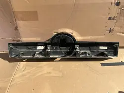 OEM 15915685 Krominen Takaluukun Lista Cadillac Escalade
