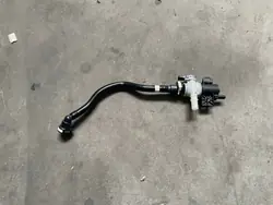 Válvula de enchimento combustível OEM 32411022 Volvo XC60 II