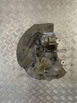 UTO60716 Moyeu de roue avant pour BMW Série 7 E65/E66