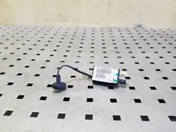 Tesla Antennförstärkare OEM 100479300D - Begagnad