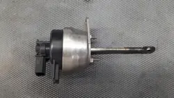 OEM 40 13673a turboaktuaattori VW T6 2.0 TDI:lle