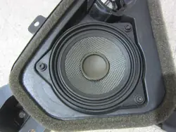 BMW OEM 65139213759 Top HiFi Högtalare Bak Vänster