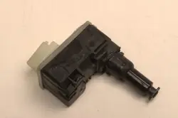 Peugeot Rifter polttoaineläppälukkosähkötoimila OEM D5131.03