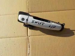 Insert de serrure avant gauche Suzuki Swift MK6 2008 OEM