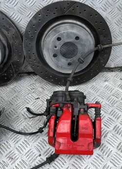 OEM DO MERCEDES CLA 117 AMG Jarrupuristimet Levyt Palat Set