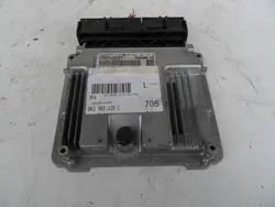 AUDI A4 B8 2007-2011 1.8 TFSI Motorstyrenhet OEM