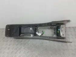 Volvo V50 Käsinoja OEM 8687408 - Käytetty