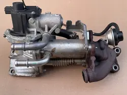 EGR-jäähdytin OEM 147355713R Renault Scenic III 1.5 dCi:lle