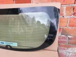 BM51-A42004-D Vitre arrière hayon pour Ford Focus MK3