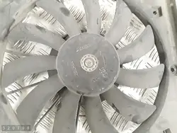 Kylarfläkt OEM AM-520798 med diffusor - Begagnad