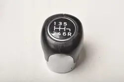Pomo de cambio Ford Fiesta MK8 OEM 298657 - Usado