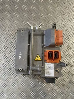 Muuntaja Volvo XC60 2022 OEM 31673500