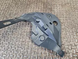 Motorhuvestätsning vänster Ford Escape 2021 OEM LJ6BS02477AC