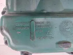 Carter d'huile Volvo FH4 OEM 23702252 / 23658627 Occasion