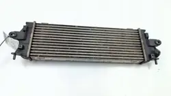 Intercooler OEM 8200411160E för Opel Vivaro A Lift