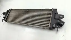 Intercooler OEM 8200411160E voor Opel Vivaro A Lift