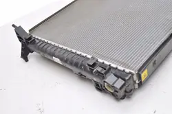 MASERATI LEVANTE 3.0 Radiateur d'Eau 670107326