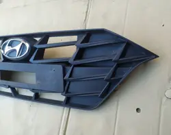 Grille Hyundai i20 III OEM 86351-Q020 Occasion