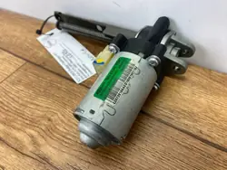 Sätesjusteringsmotor OEM L0372816AA för Dodge Challenger