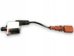 VW Passat B8 Vattenpumpsventil OEM 04L907284