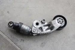 Mazda OE hihnajännitysrulla 13R käytetty