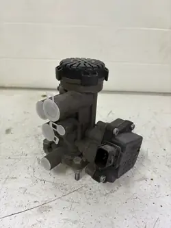 EBS-venttiili OEM 23166657 Volvo FH4:lle