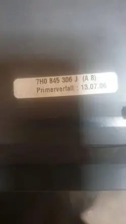 Vitre arrière droite VW OEM 7H0845306J pour Transporter V