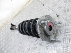 Etuvasen Jousitus OEM 212/226 Mercedes W205