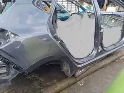 OEM Próg Prawy Kia Ceed II Soleira Direita Usada