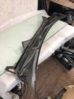 Plástico brazo limpiaparabrisas delantero BMW 7427845