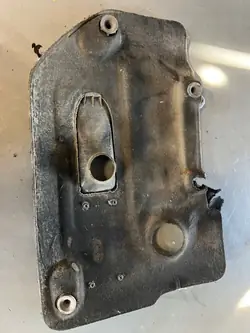 Cache Moteur Opel Vivaro OEM 9674345880 - Occasion