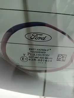 Vitre arrière OEM 3578BYPHAI Ford Focus 3 Hayon