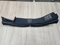 OEM TOYOTA RAV 4 IV 13-18 Bakre bältesskydd