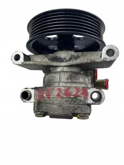 Pompe de direction Ford OE 2S6C-3A696-GF, Occasion