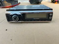 Radio Blaupunkt MP47 OEM 7647603310 para SEAT Leon I