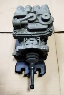 MAN TGM TGS TGX Lift EBS Brake Valve 81521306311